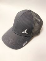 Джордж, серый 